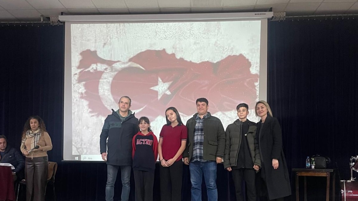 İstiklal Marşı'nı Güzel Okuma İlçe Birinciliği